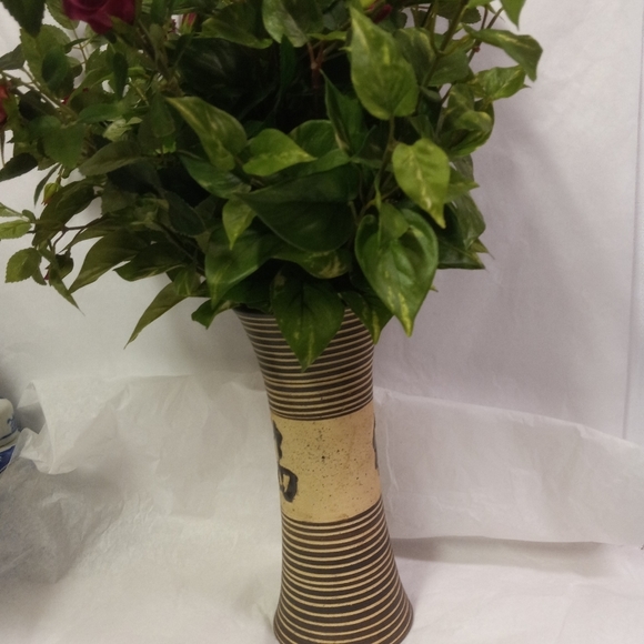 3d Handmade Vase Pottery Handpainted Beige  Signed VGT Wear Rare Collectible - Picture 7 of 7